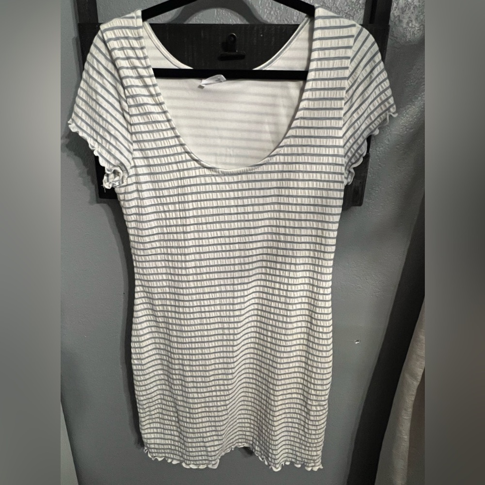 Le Lis Collection Dress